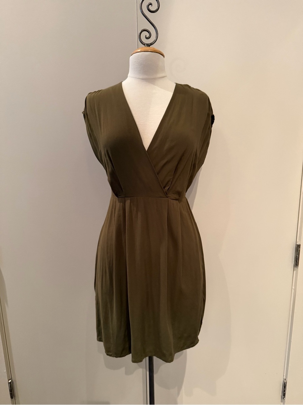 ML Maxim Liberty Olive Green Sleeveless Wrap Mini Dress